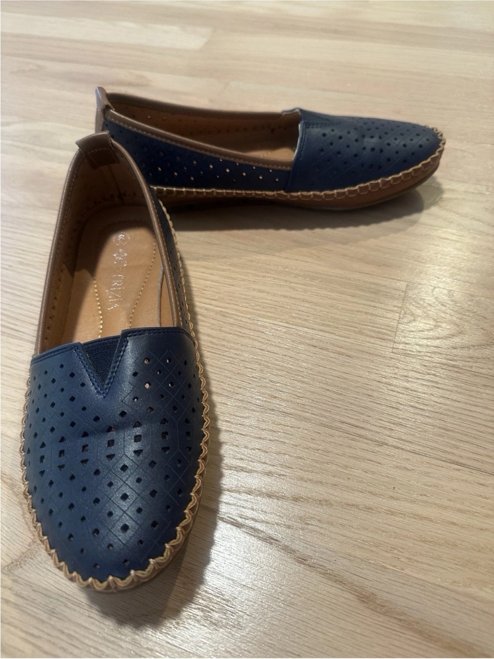 Patrizia by Spring Step Navy Blue Perforated Pavri Slip-On Loafers Size 6 - Picture 4 of 10